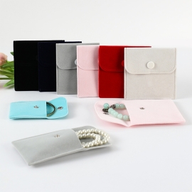 Double-sided flannel can be used to put jewelry in a snap bag